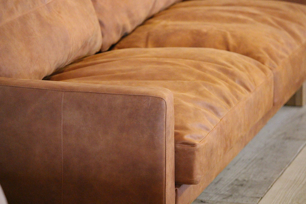 Monterey Sofa 3人掛けの通販情報 - SWITCH Online Shop