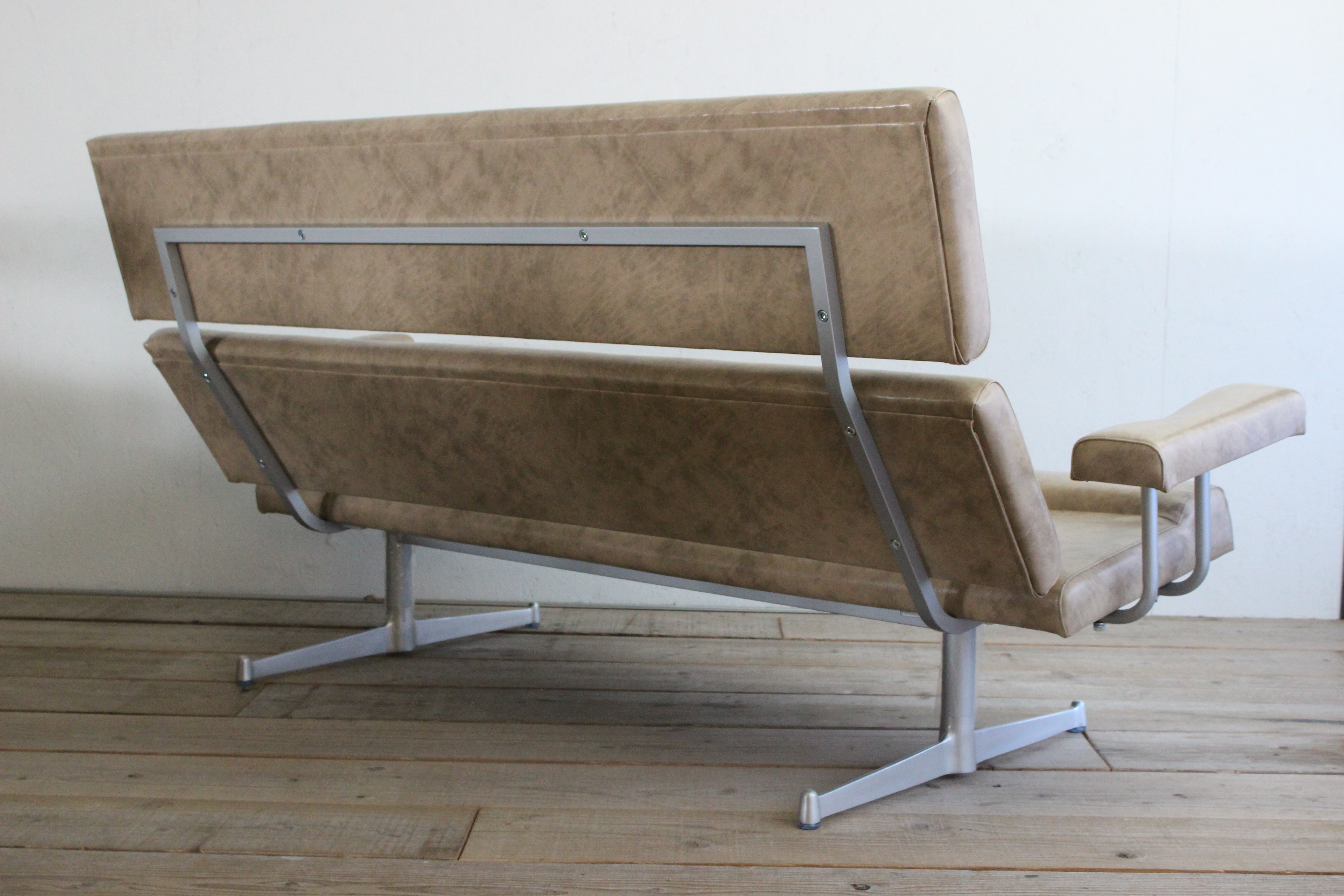 Labo Sofa｜日本製2人掛けハイバックソファ｜SWITCH公式通販