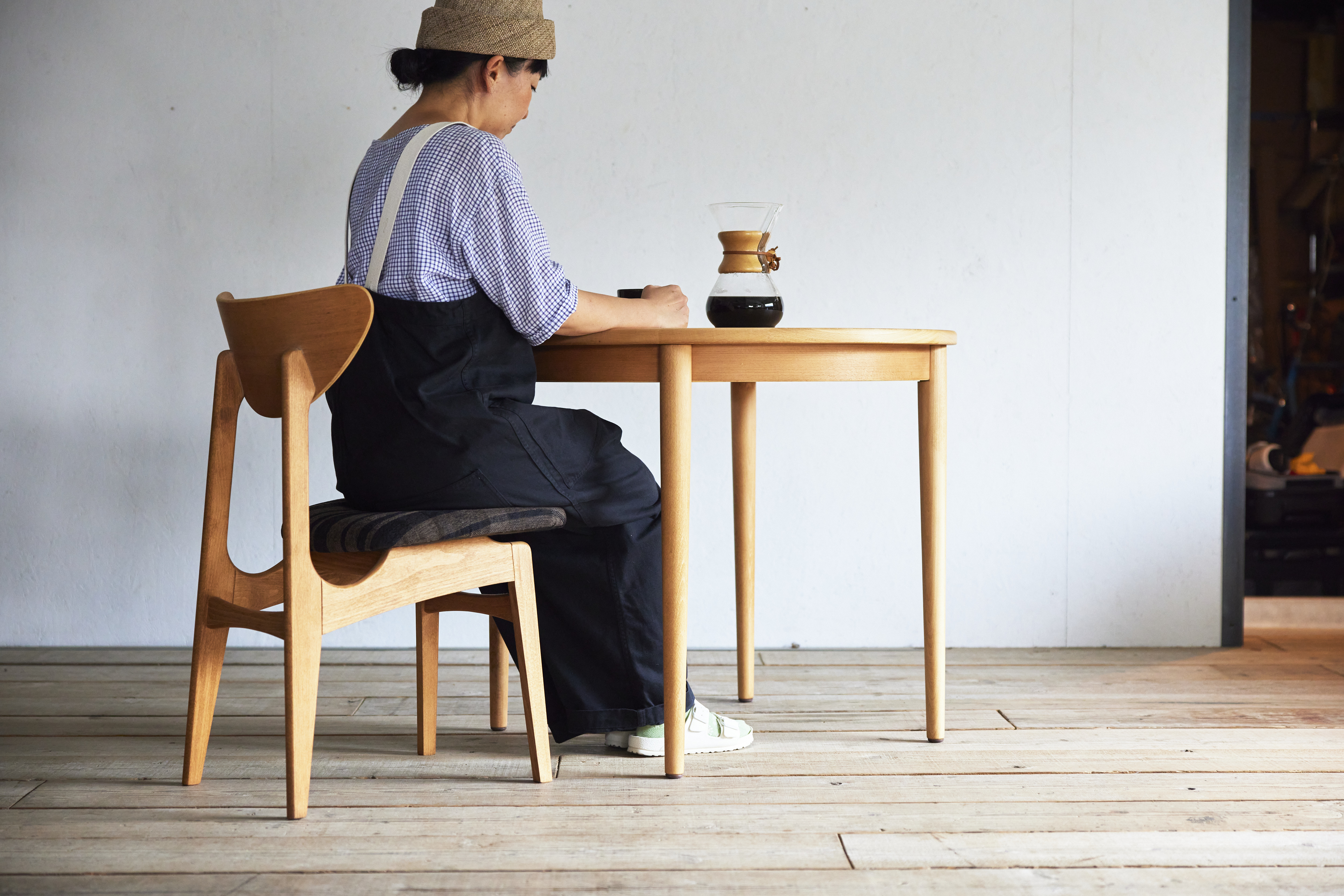 Karl Dining Round 84 Tableの通販情報 - SWITCH Online Shop